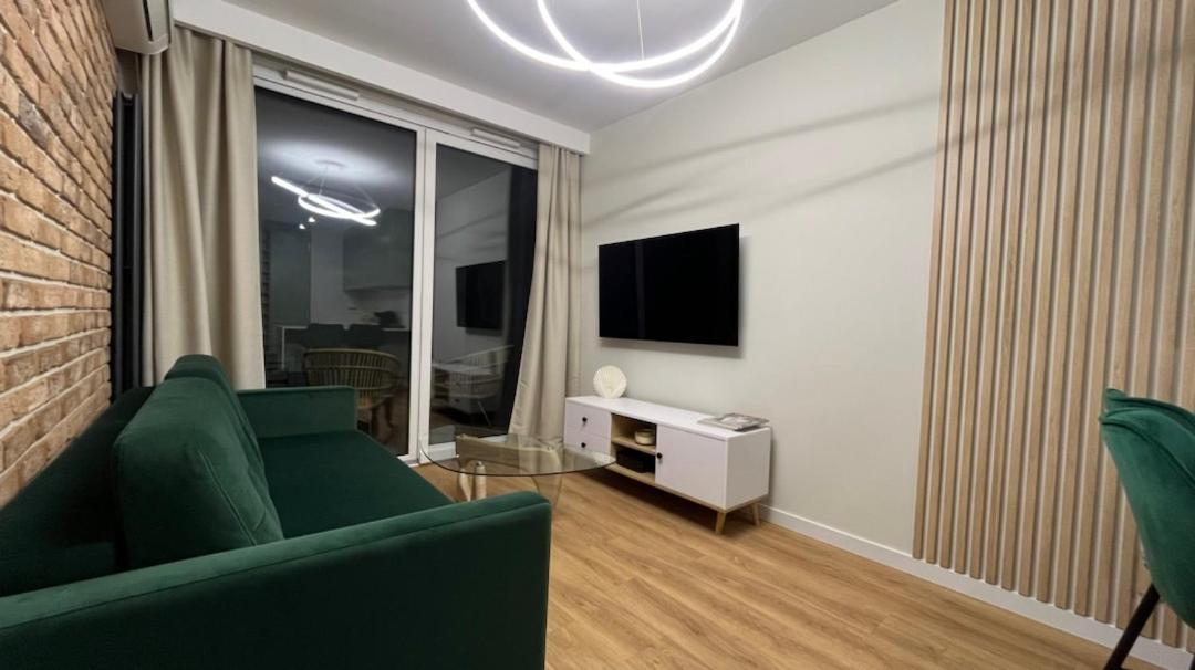 Chlebova - Riverside View Terrace, Free Parking, Gym & Kidsplay By Downtown Apartments 格但斯克 外观 照片